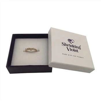 Ntiv nplhaib Gift Box